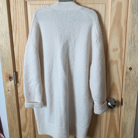 Ann Taylor Cardigan - Picture 2 of 7